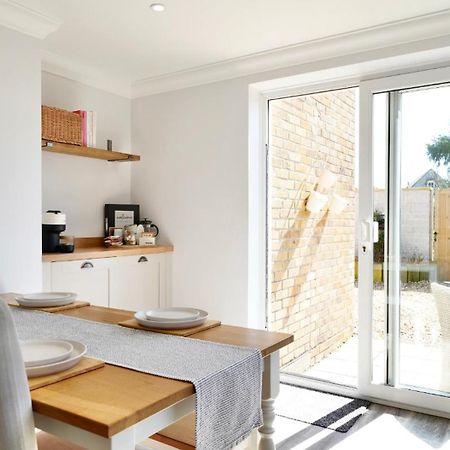 Joannes Retreat, Dog Friendly Property In Weymouth With Free Parking Экстерьер фото
